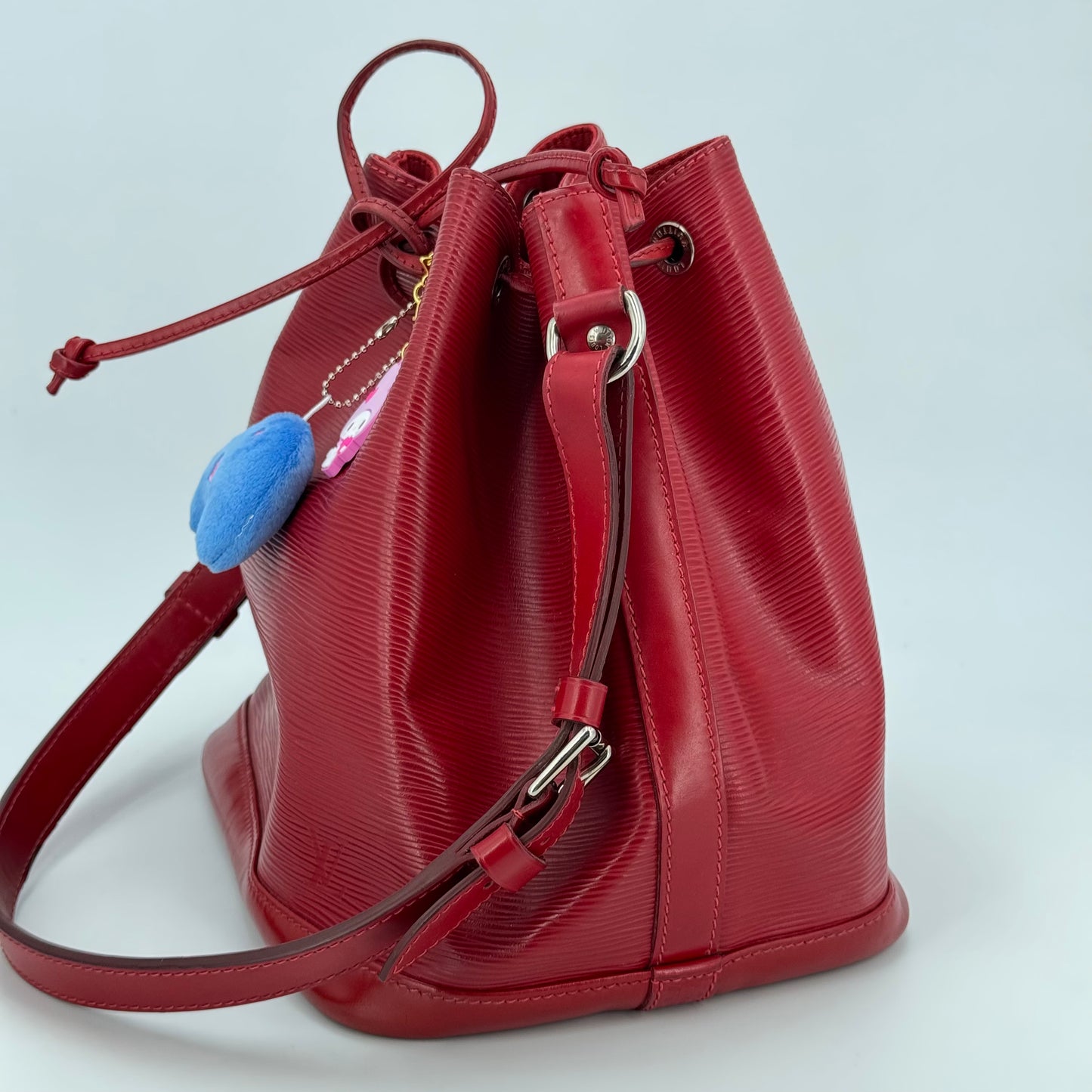 Louis Vuitton Noé MM framboise