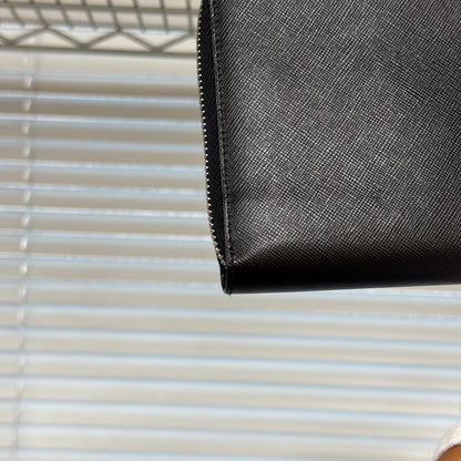 Prada Organiseur