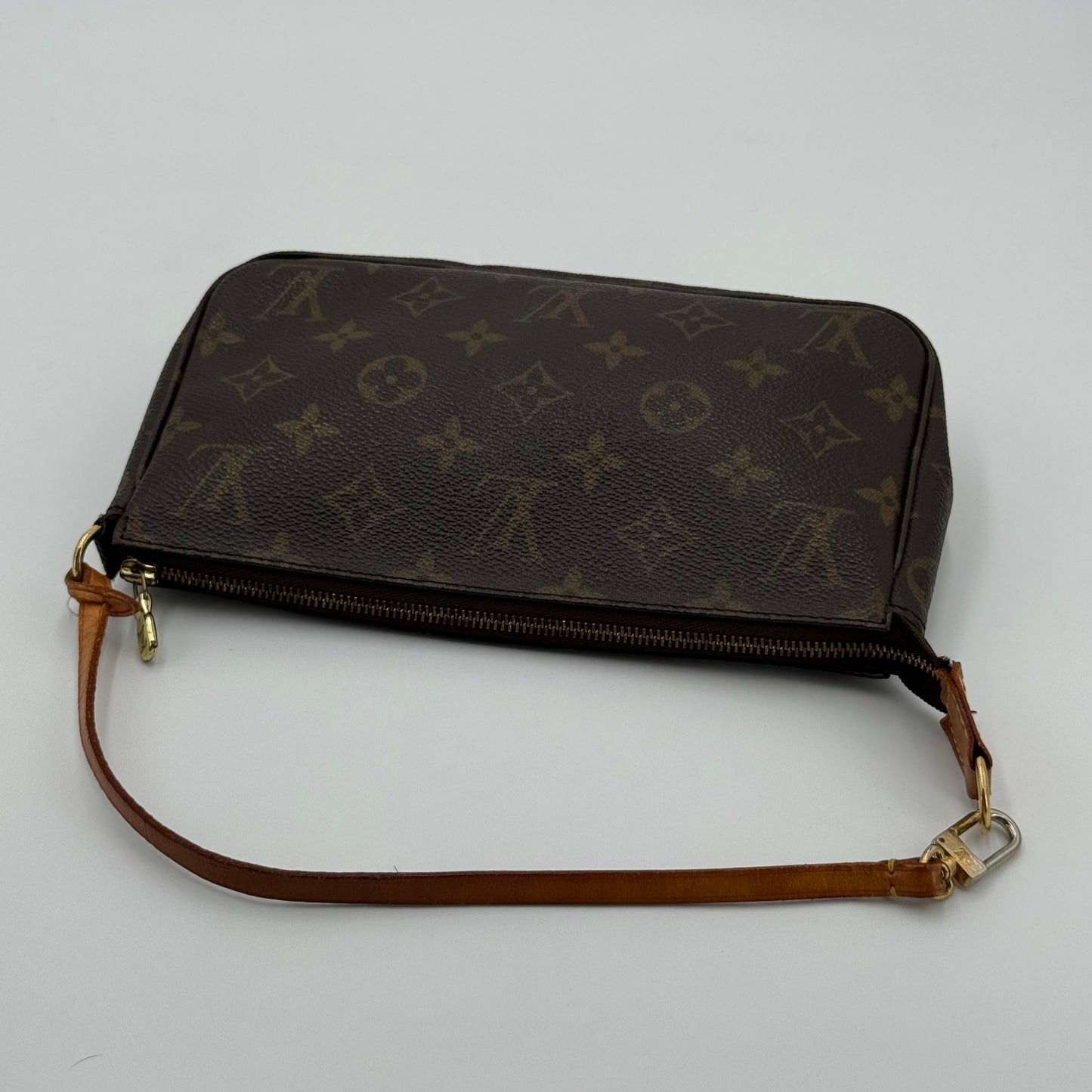 Louis Vuitton Pochette accessoire