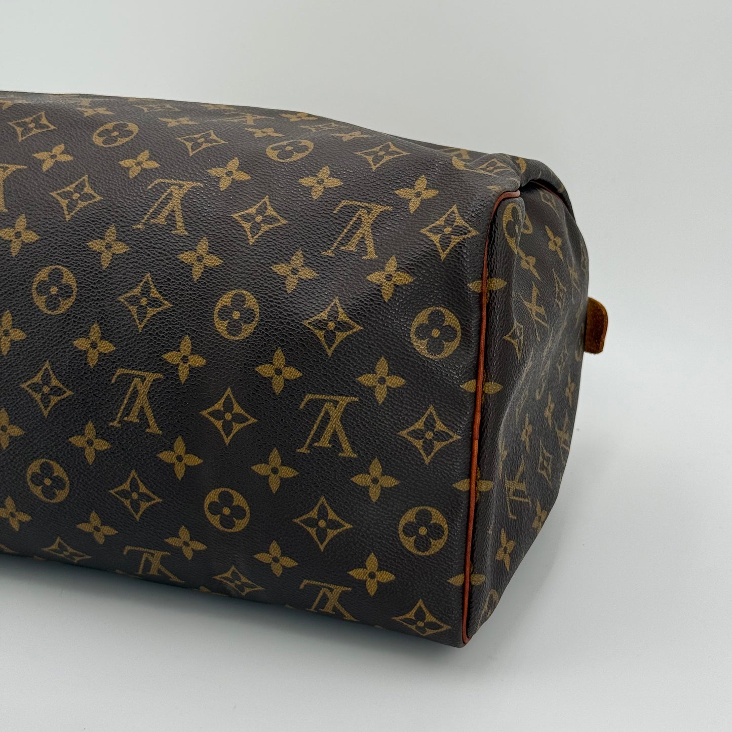 Louis Vuitton Speedy 35
