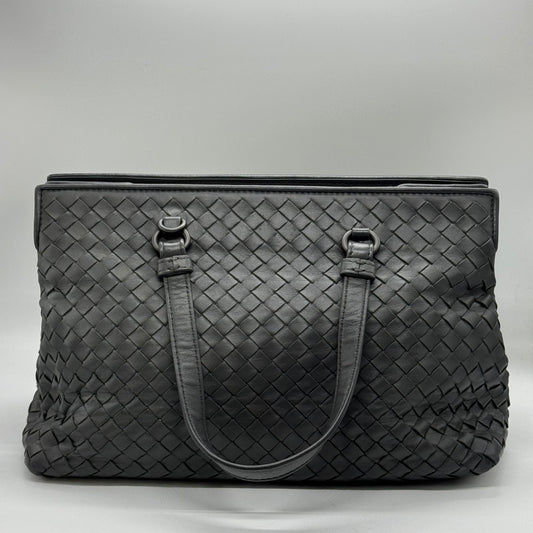 Bottega Veneta Shopping