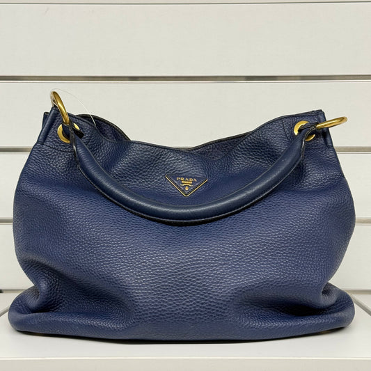 Prada Shopping
