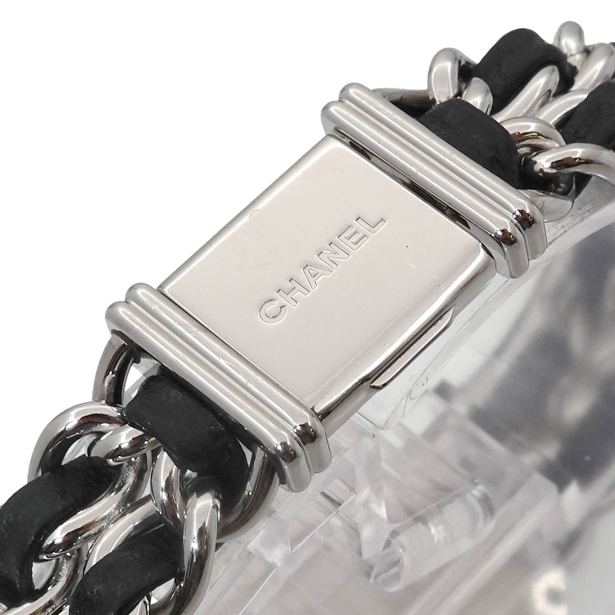 Chanel Première
