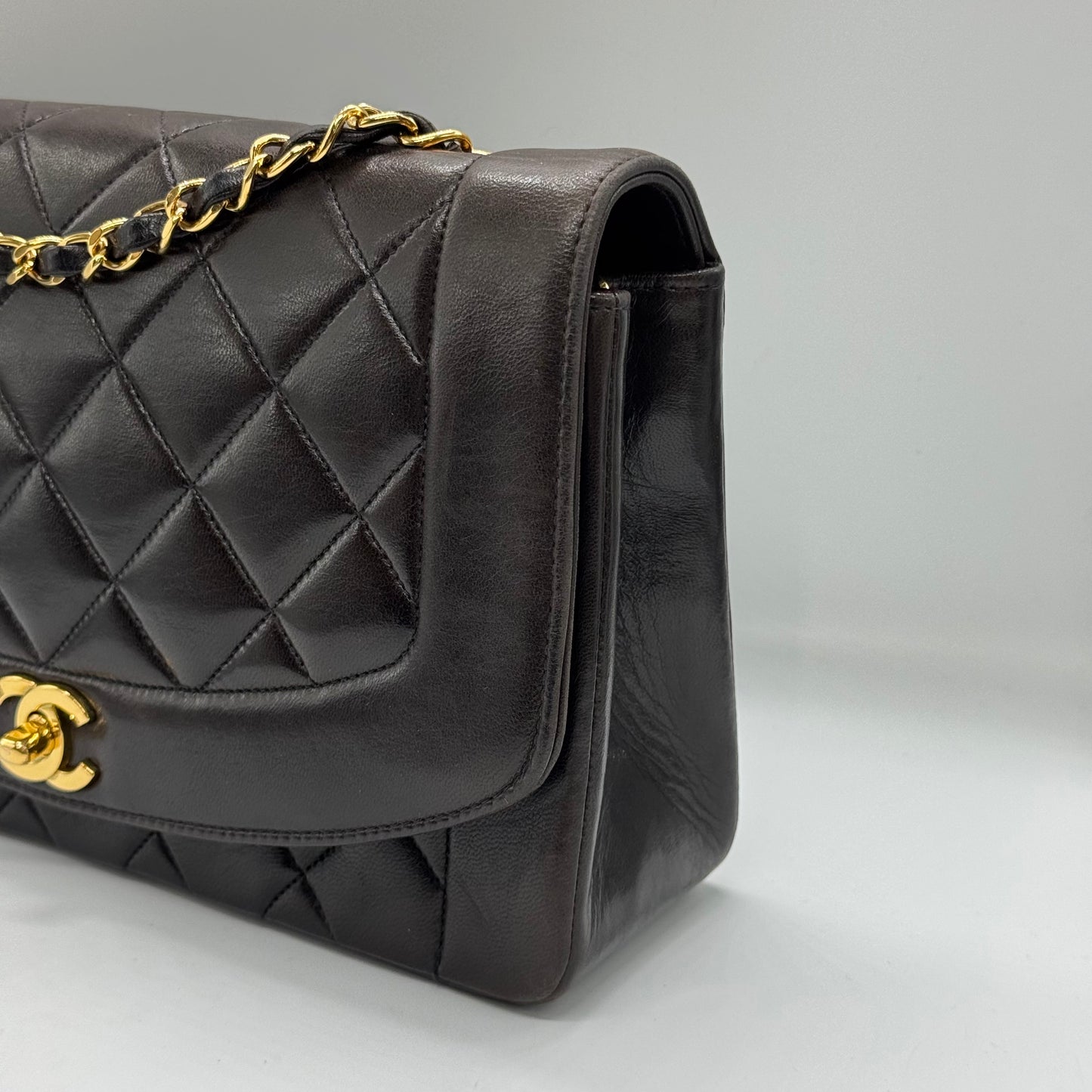 Chanel Diana Chocolat GM
