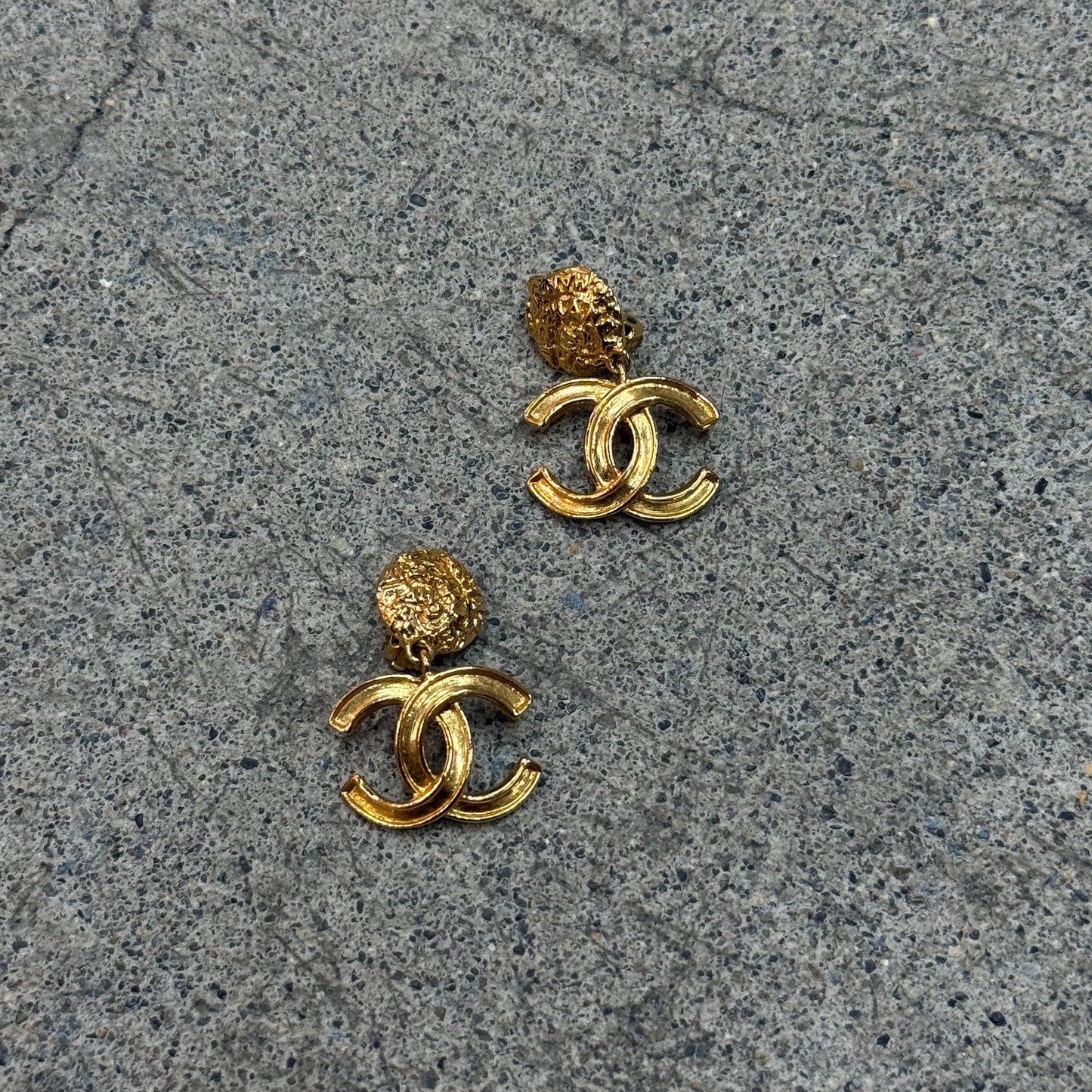 Chanel Pendants clips