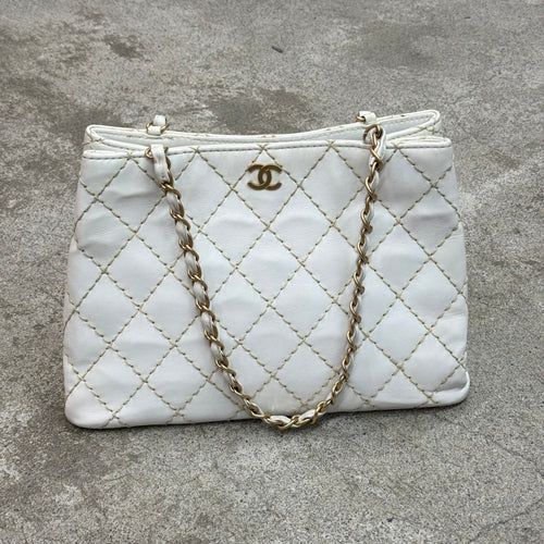Chanel Shopping