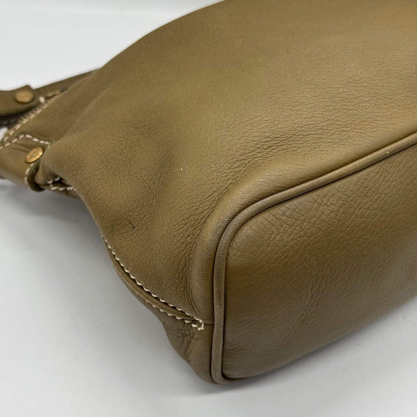 Céline Hobo - Kaki