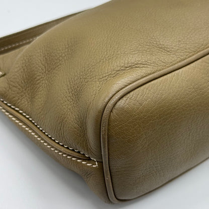 Céline Hobo - Kaki