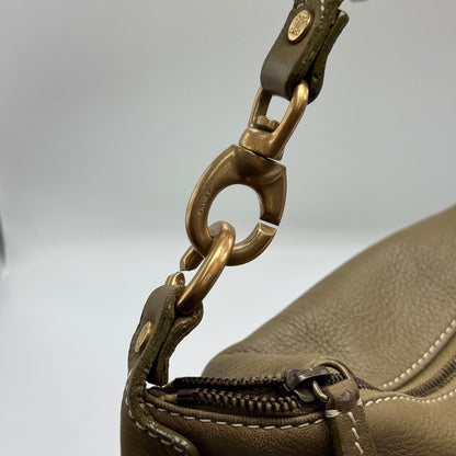 Céline Hobo - Kaki