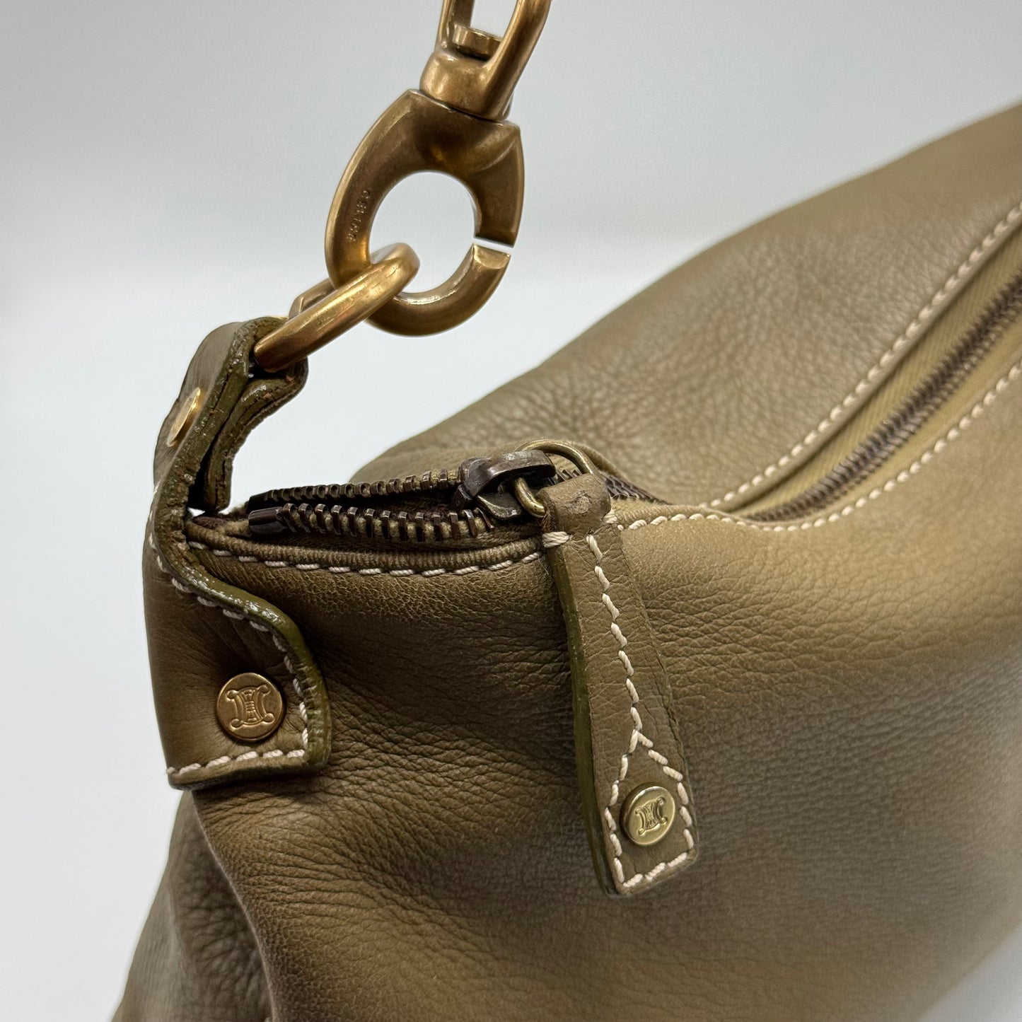 Céline Hobo - Kaki