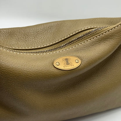 Céline Hobo - Kaki