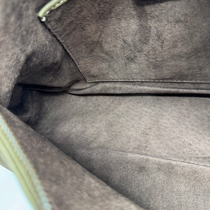 Céline Hobo - Kaki