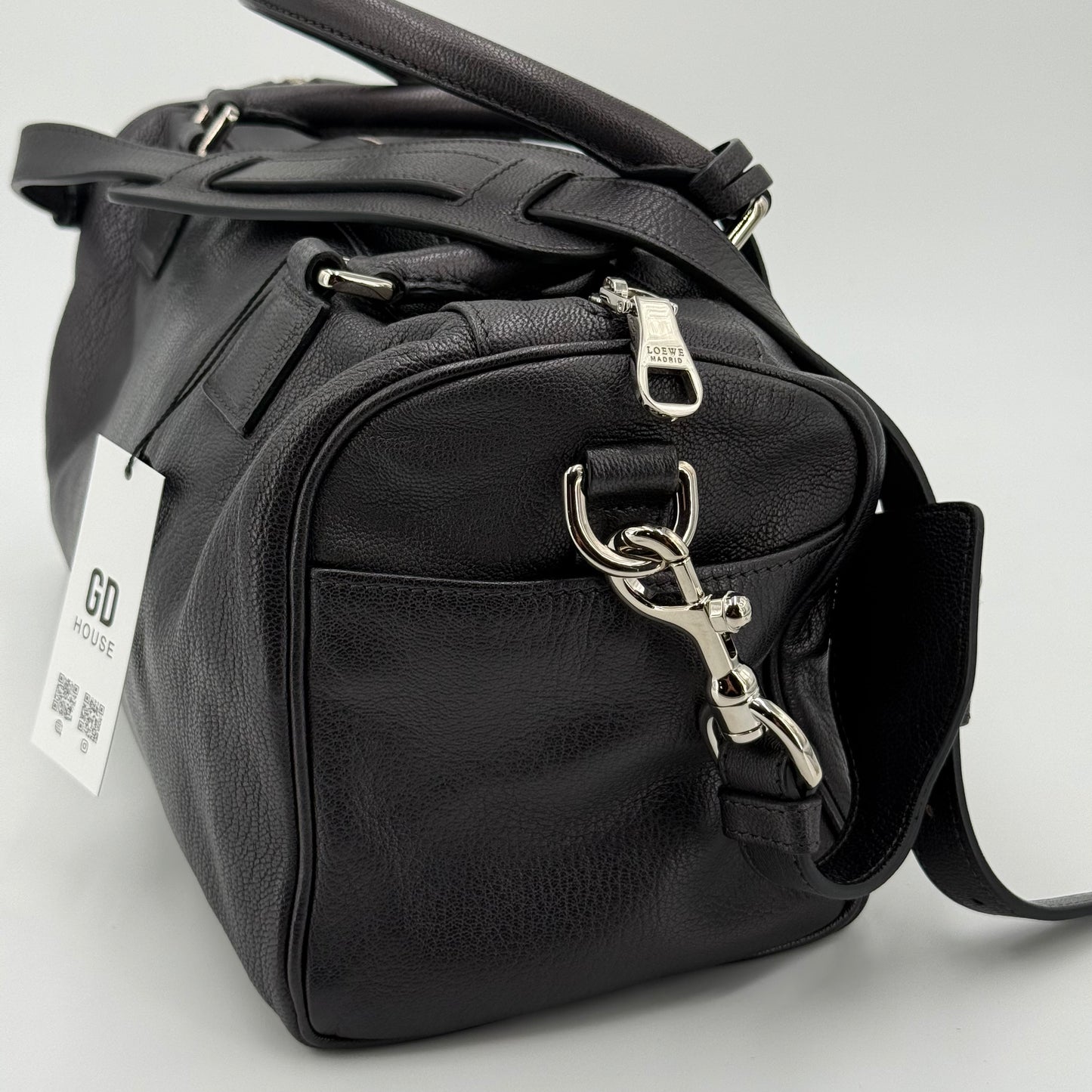 Loewe Boston