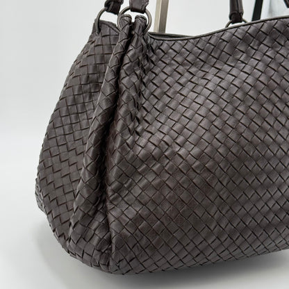Bottega Veneta Shopping