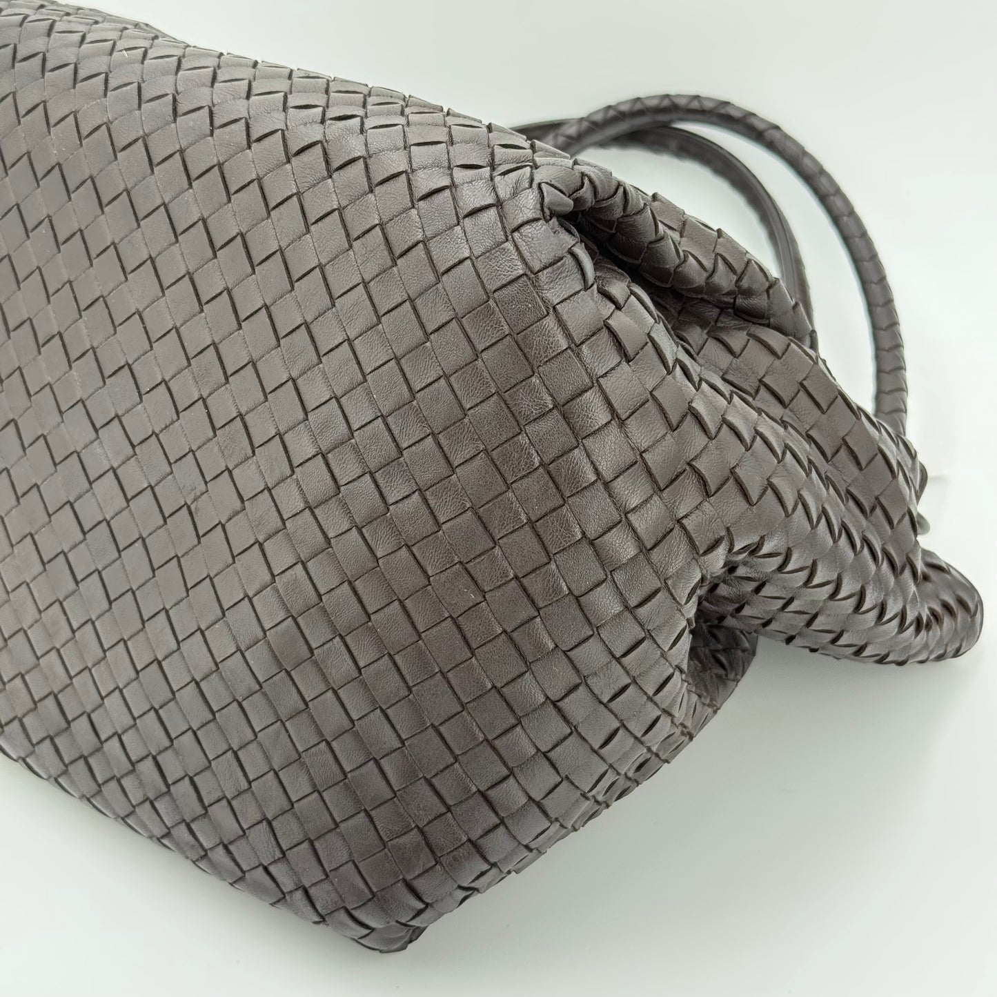 Bottega Veneta Shopping