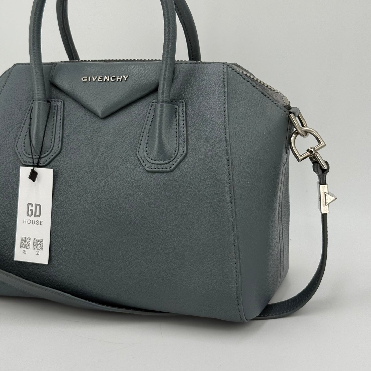 Givenchy Antigona