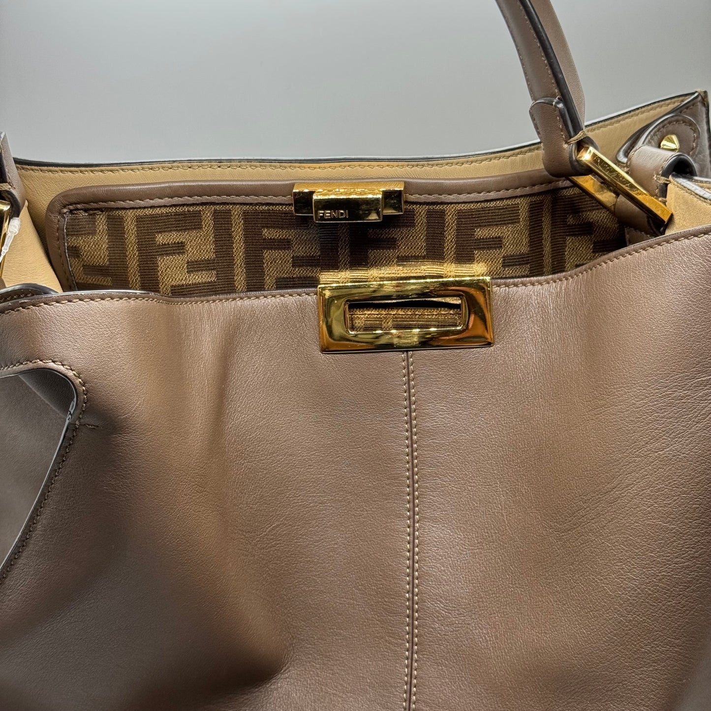 Fendi Peekaboo Xlite