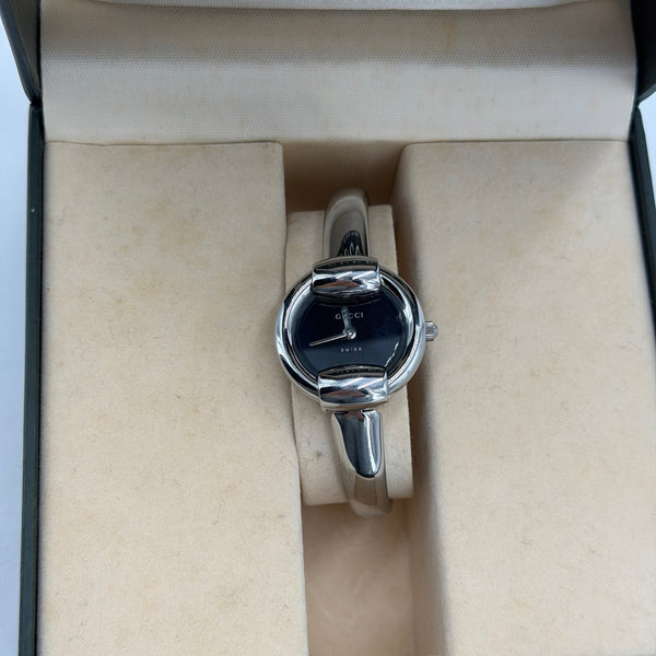 Gucci Bangle Watch 1400L