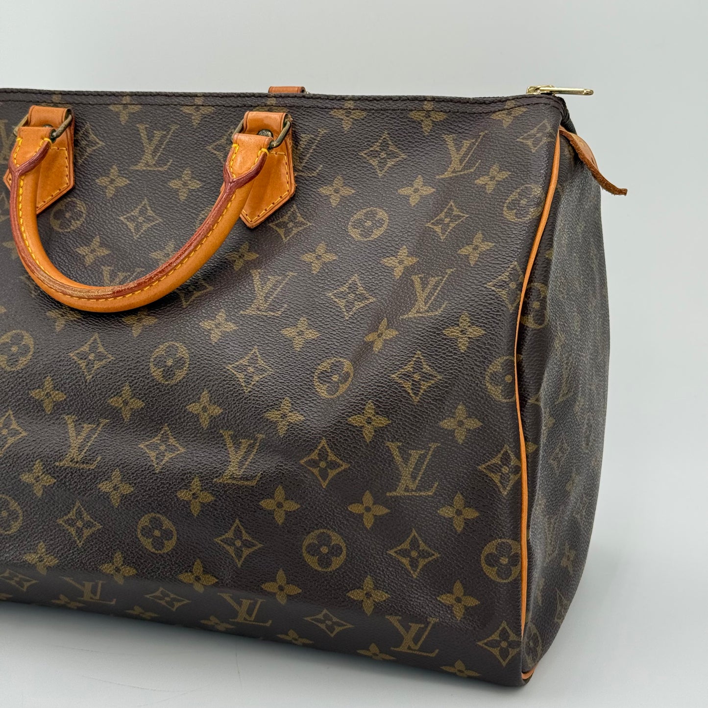 Louis Vuitton Speedy 40