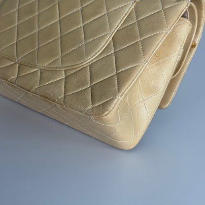 Chanel Classique A01112 - Beige