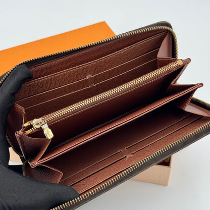 Louis Vuitton Portefeuille Long Zippy - Monogram