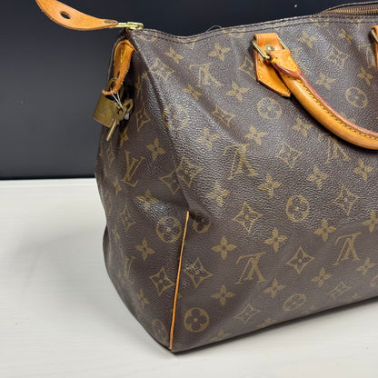 Louis Vuitton Speedy 35