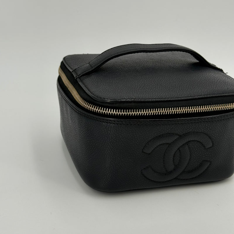 Chanel vanity