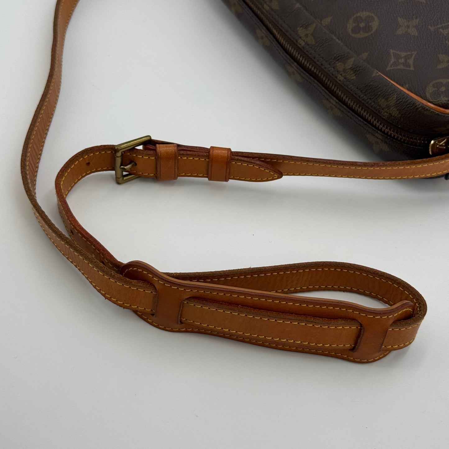 Louis Vuitton Jeune fille