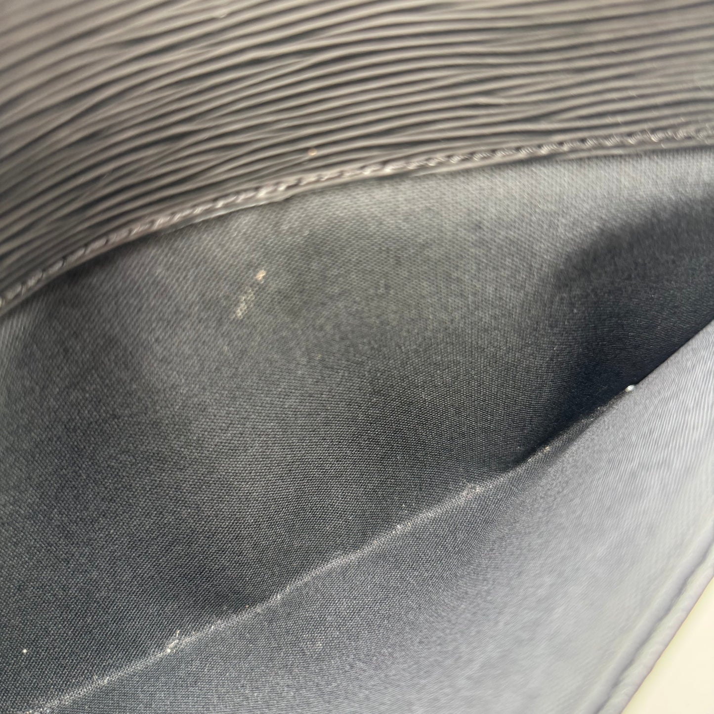 Louis Vuitton Vaneau