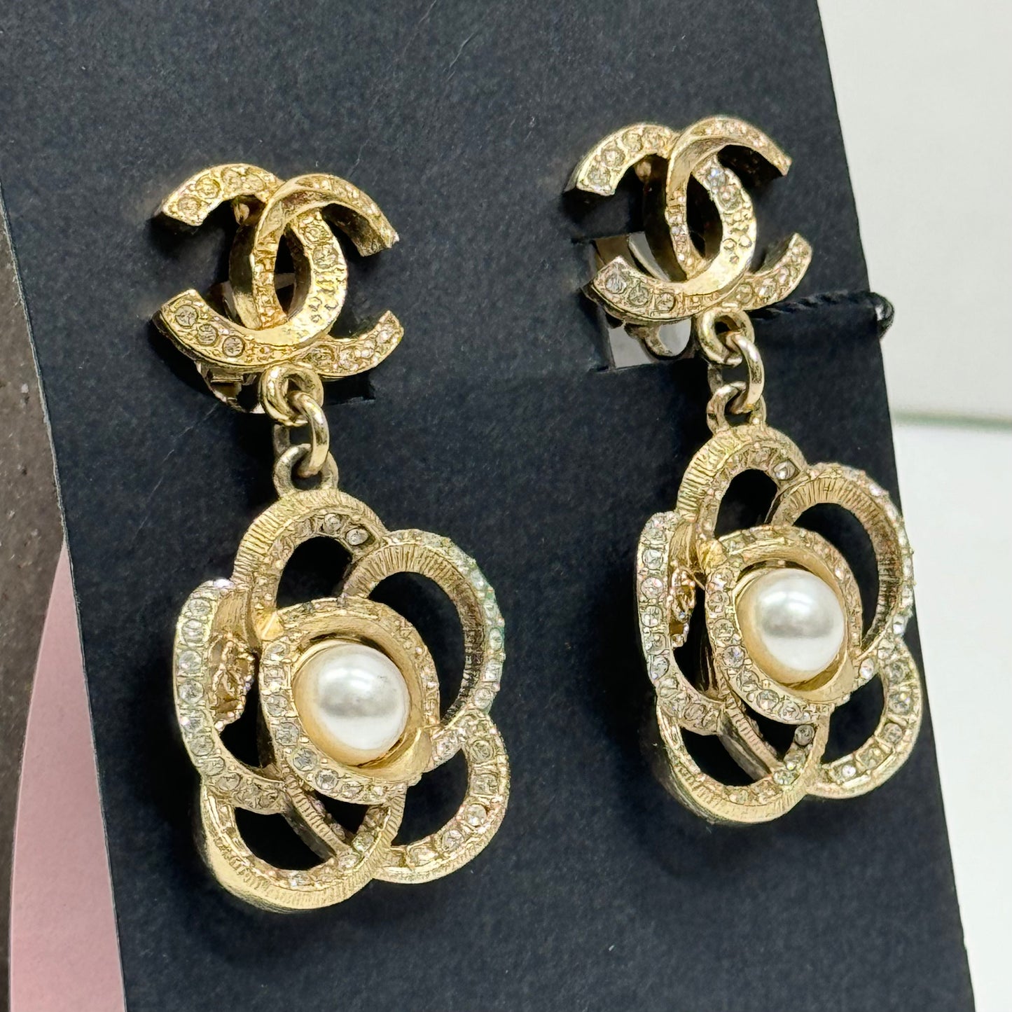 Pendants d'oreilles Chanel