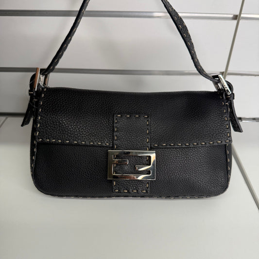 Fendi baguette selleria
