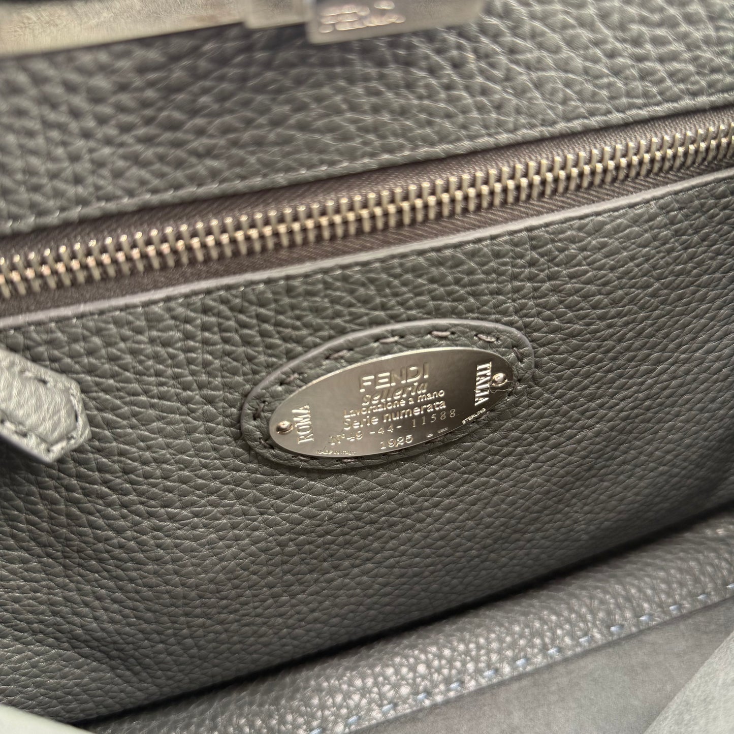 Fendi peekaboo selleria bleu