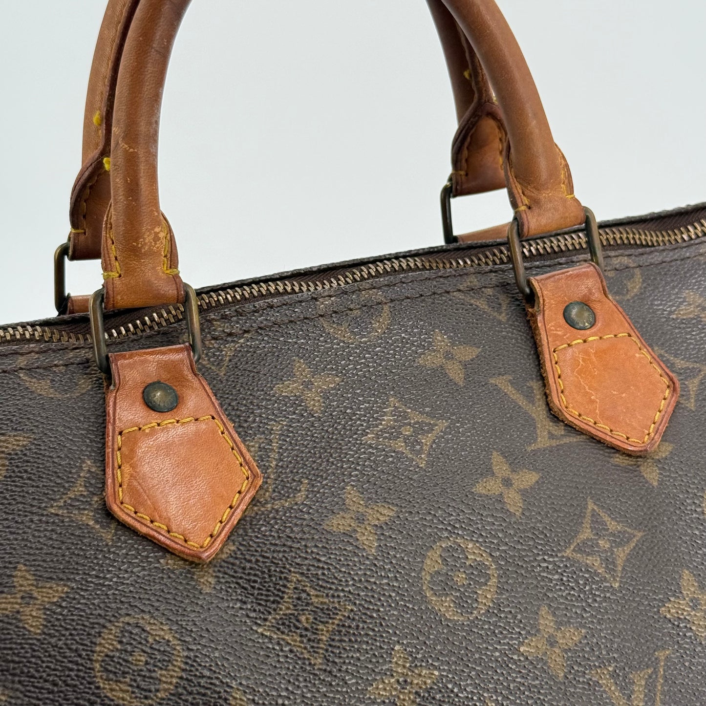 Louis Vuitton Speedy 35