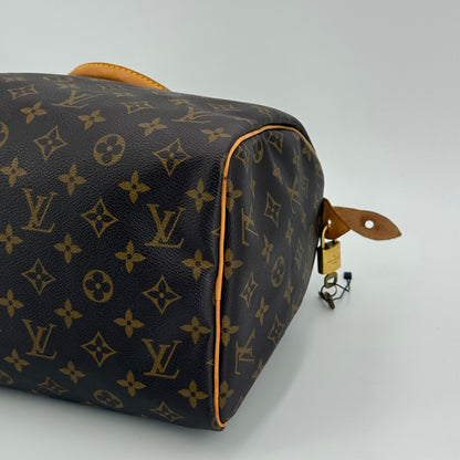 Louis Vuitton Speedy 30