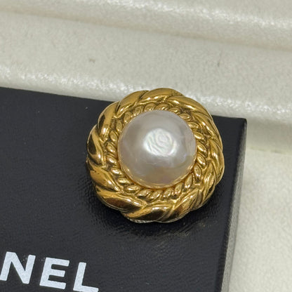 Chanel Clips 1985