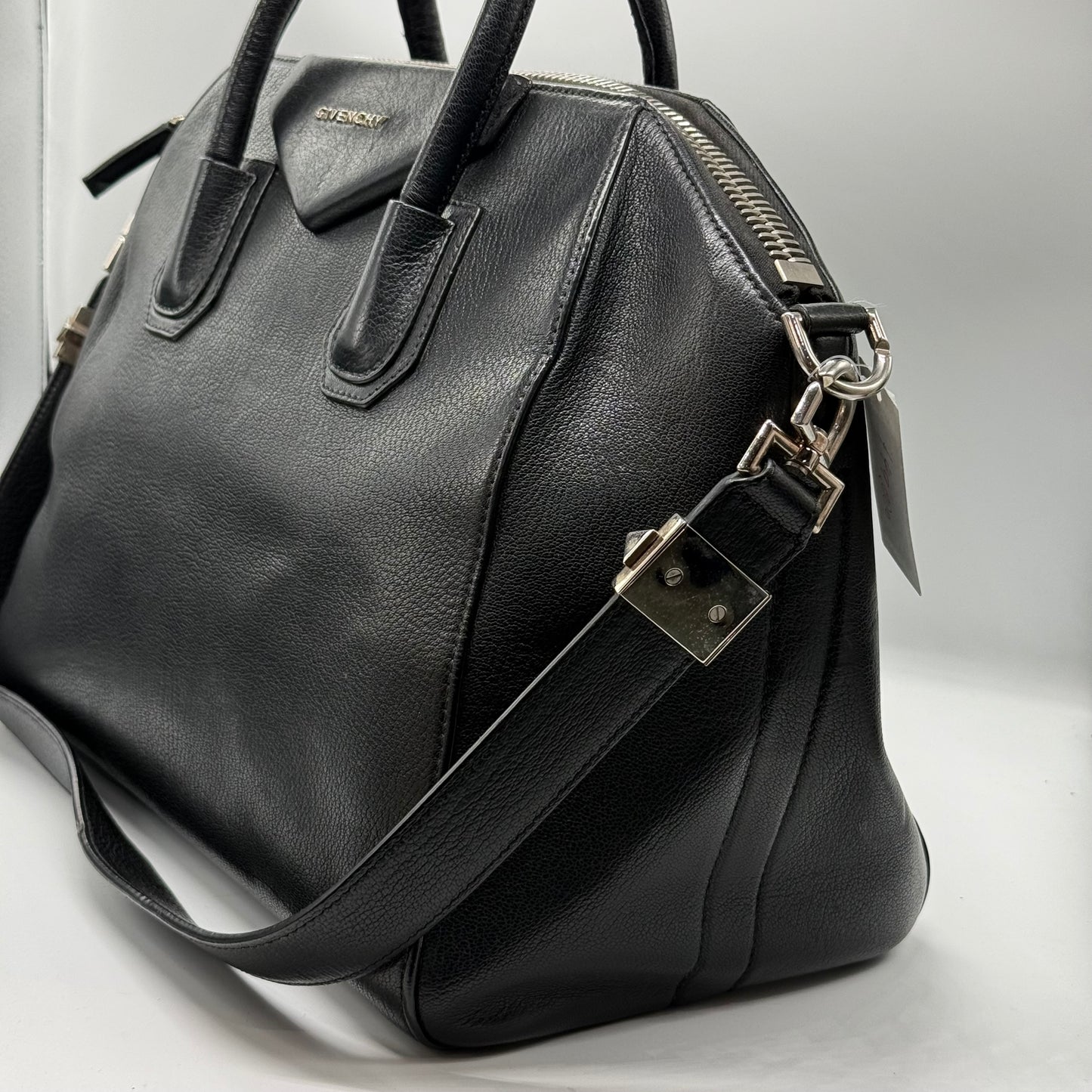 Givenchy Antigona  GM