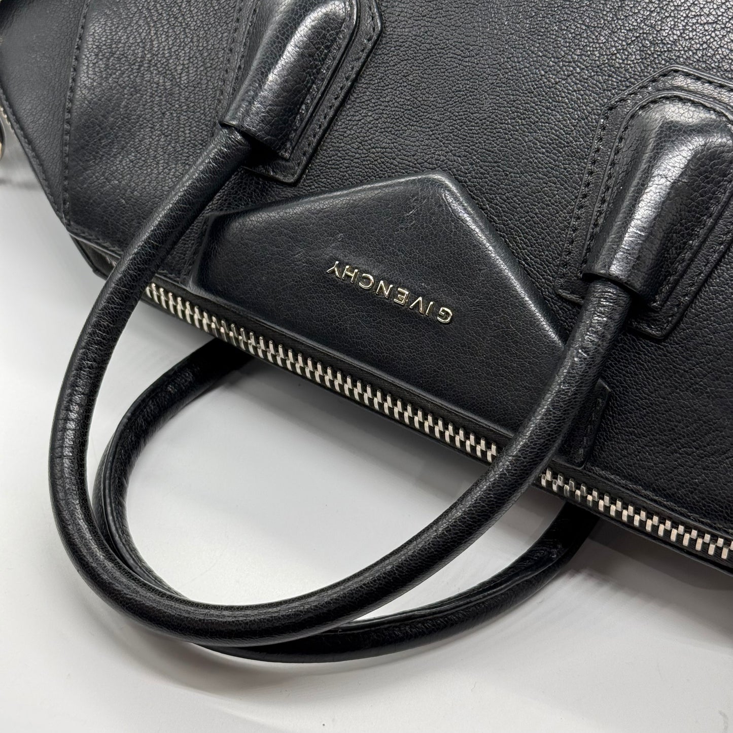 Givenchy Antigona  GM