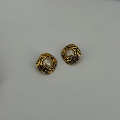 Chanel Clips d'oreilles perles