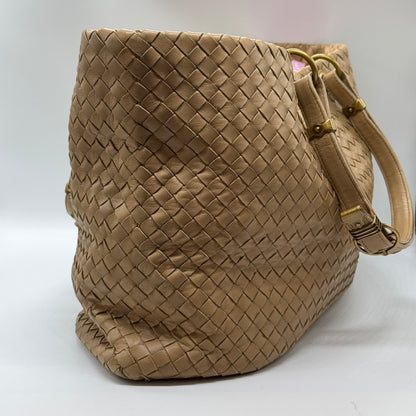 Bottega Veneta Capri