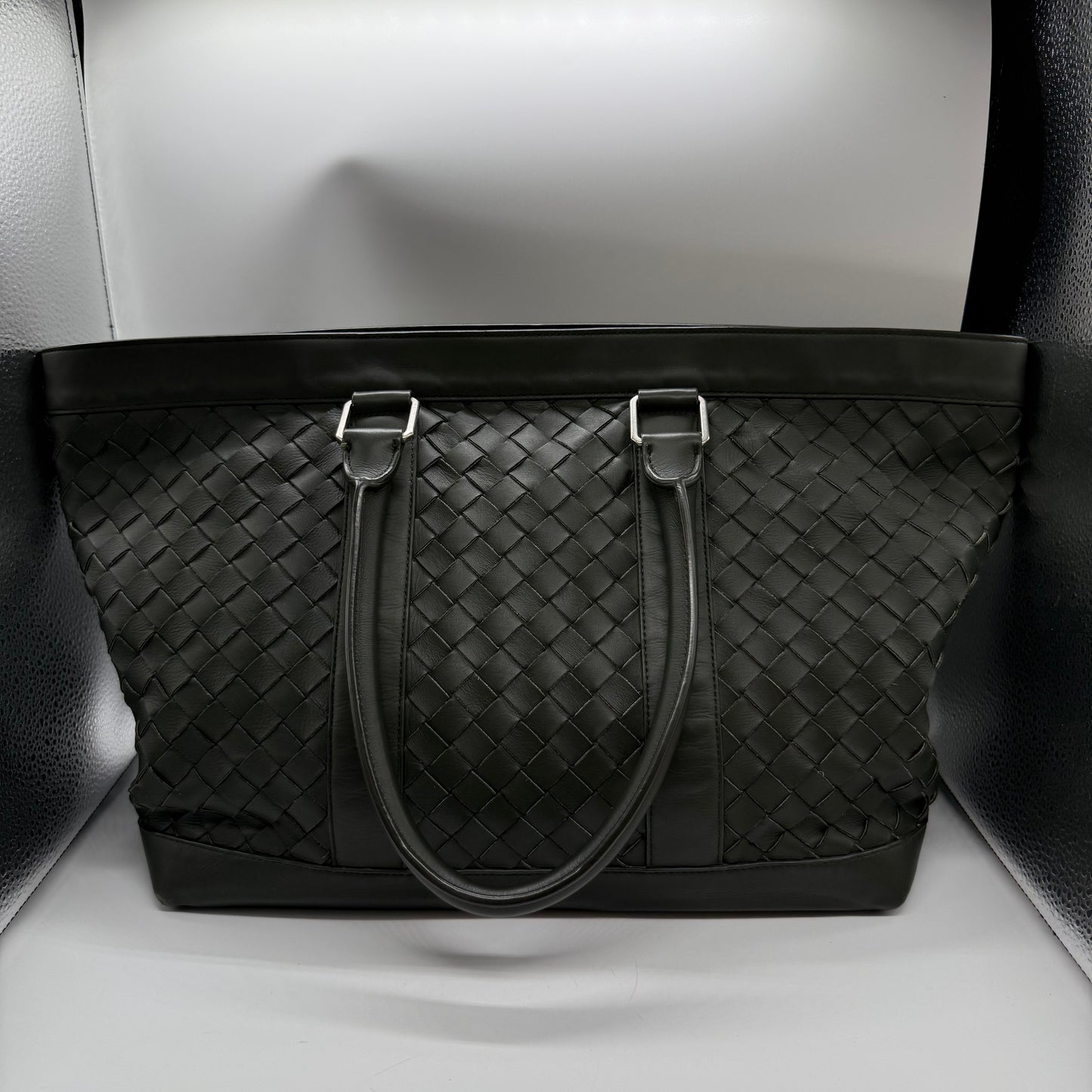 Bottega Veneta Shopping