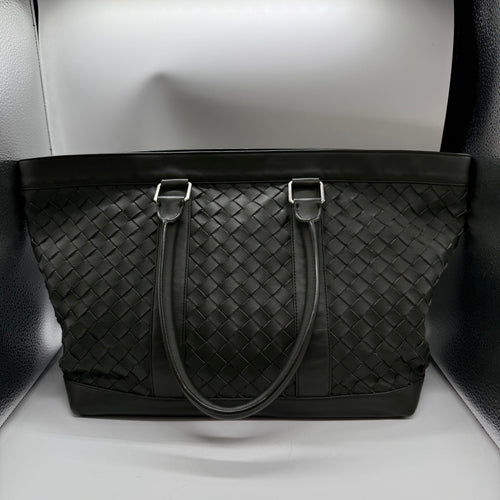 Bottega Veneta Shopping