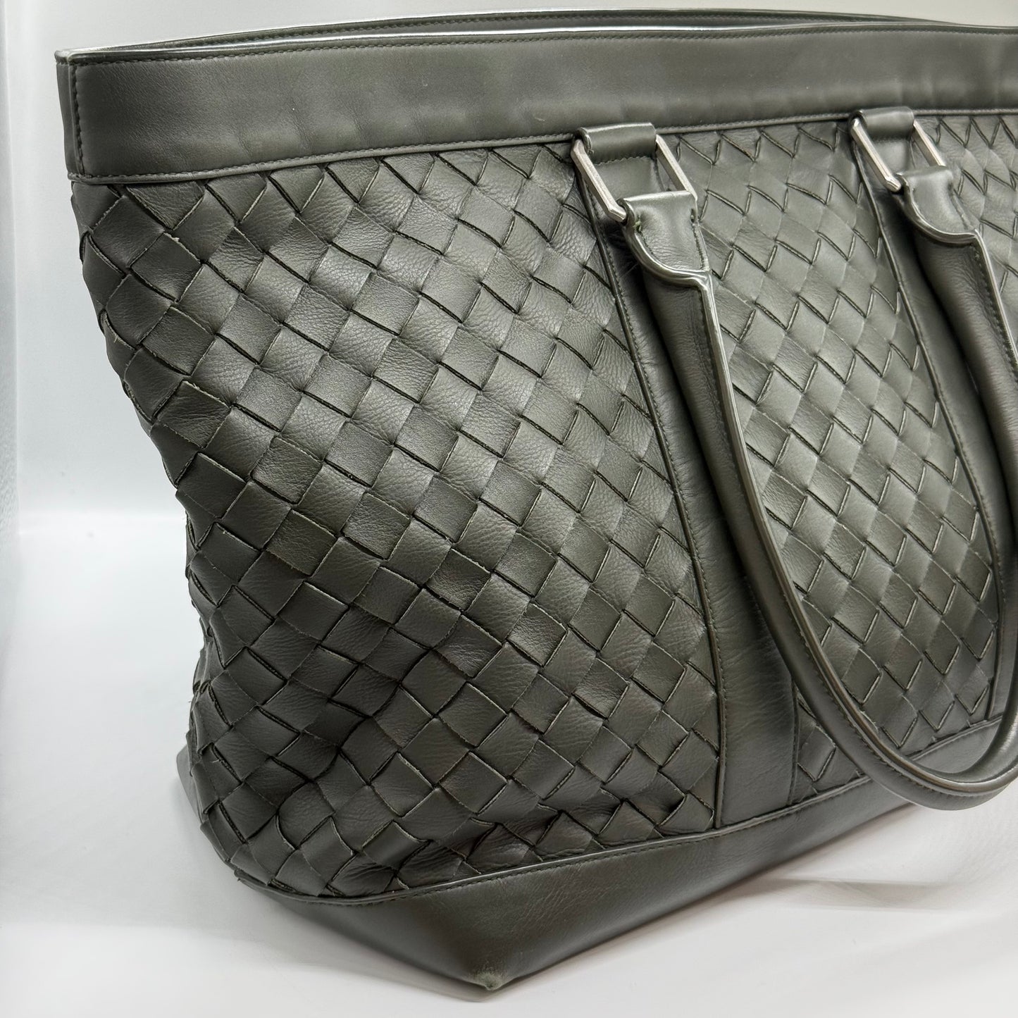 Bottega Veneta Shopping