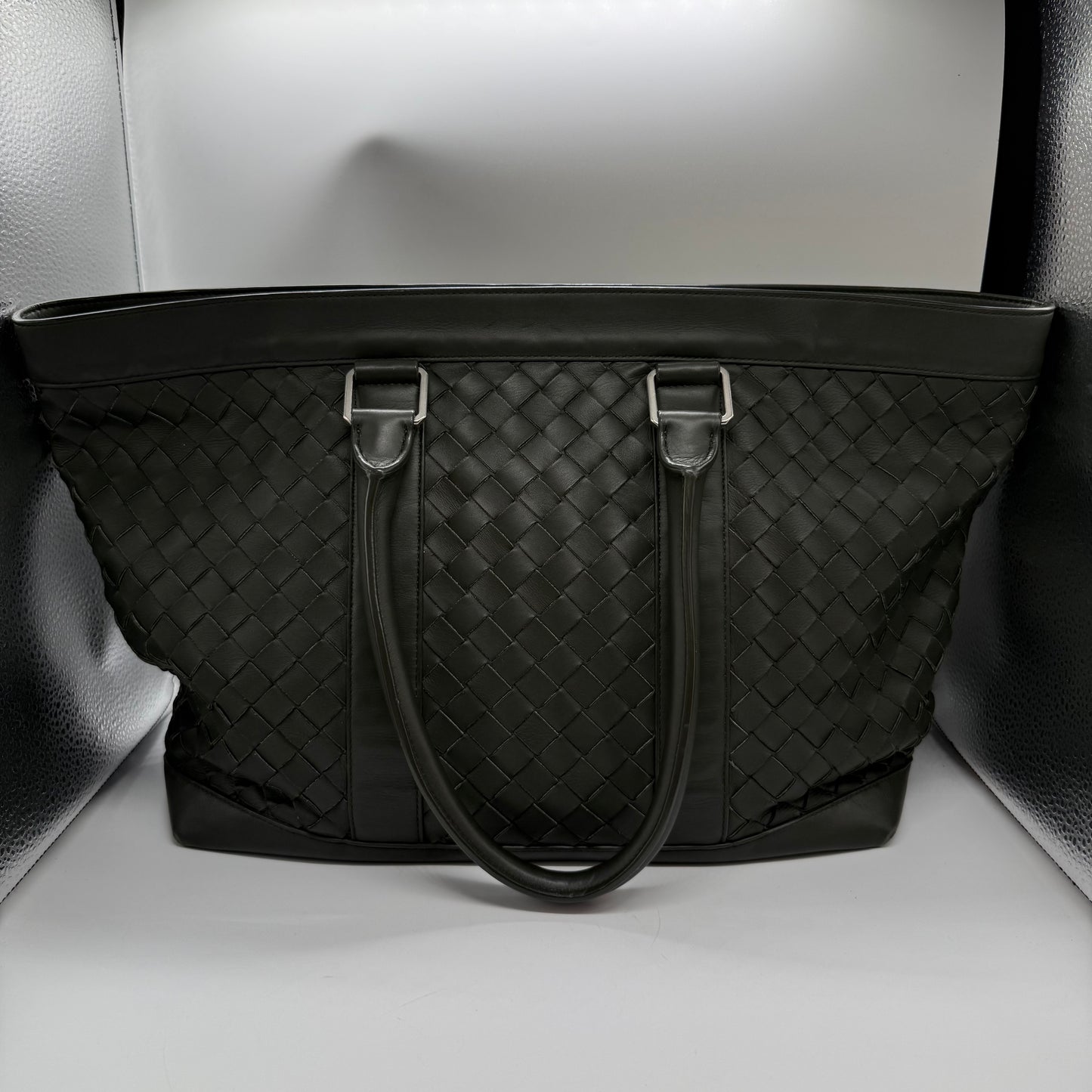 Bottega Veneta Shopping