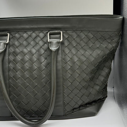 Bottega Veneta Shopping