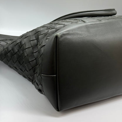 Bottega Veneta Shopping