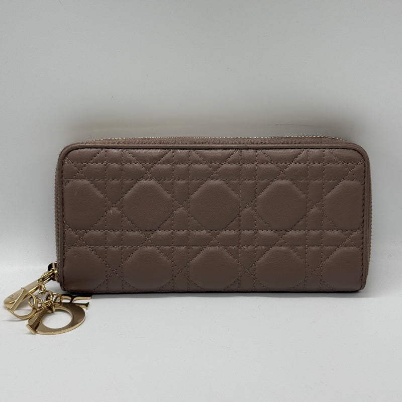 Dior Portefeuille