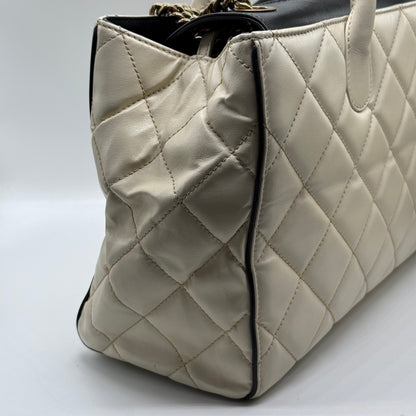 Chanel Shopping Portobello