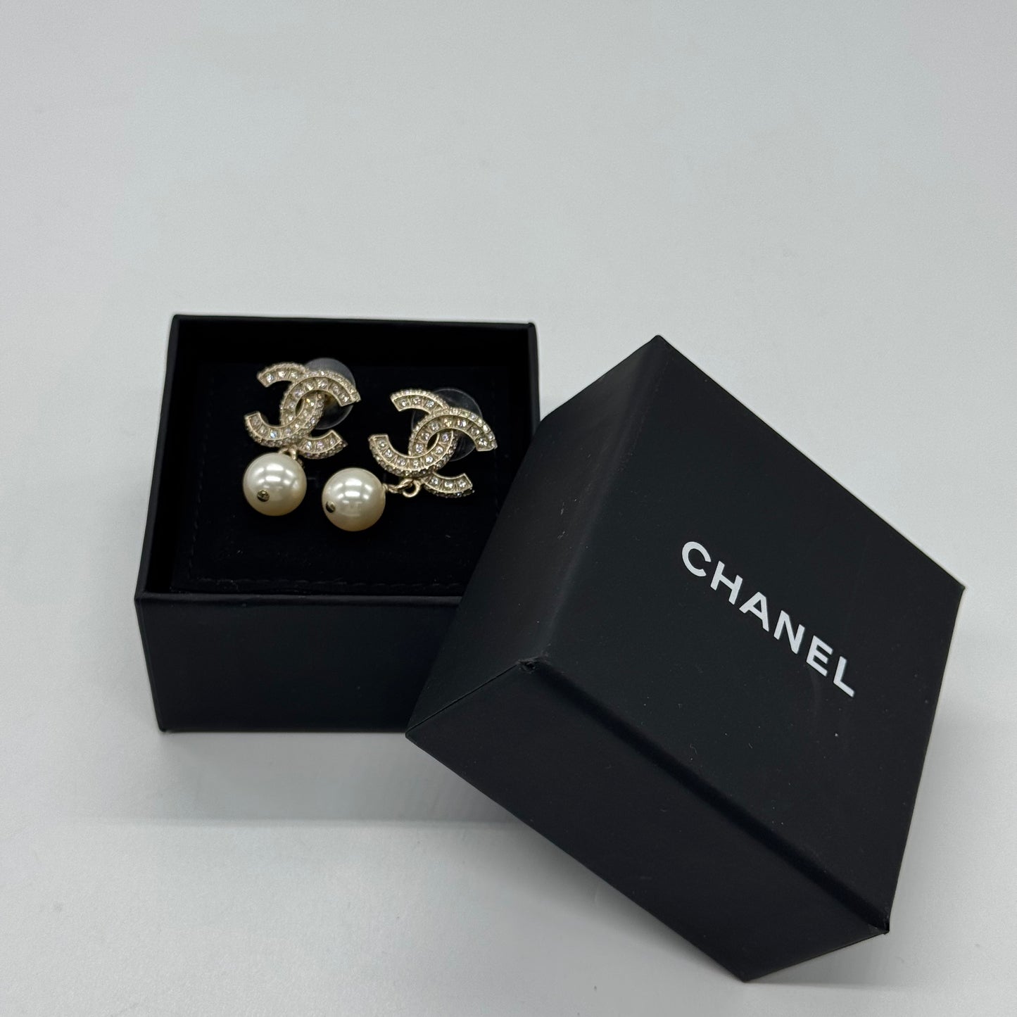 Chanel Pendants d'oreilles