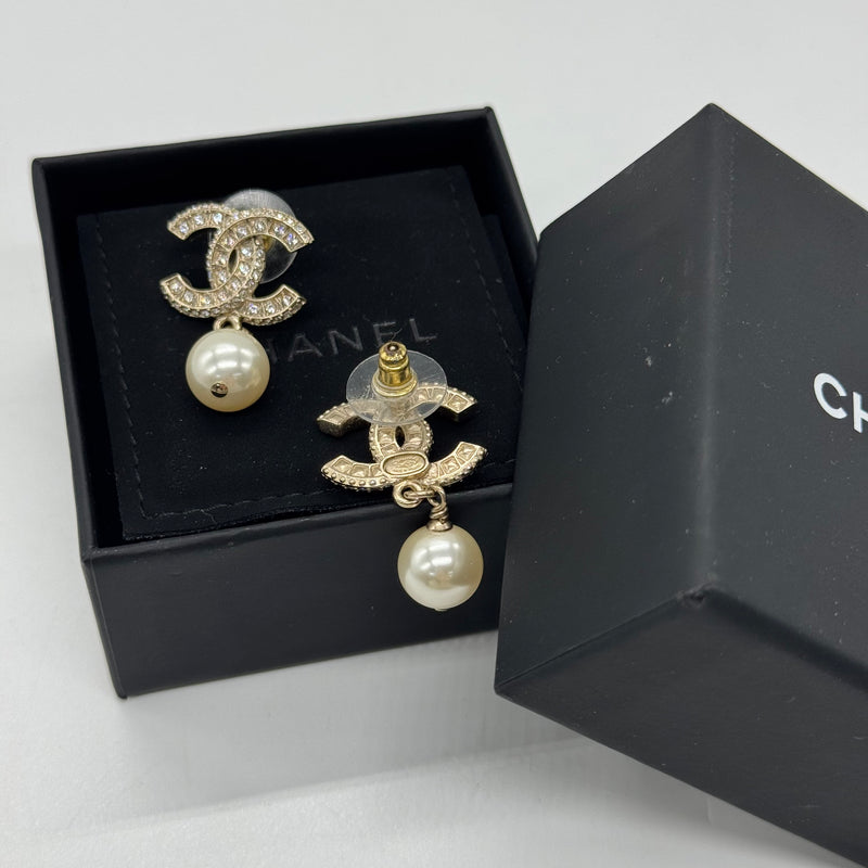 Chanel Pendants d'oreilles