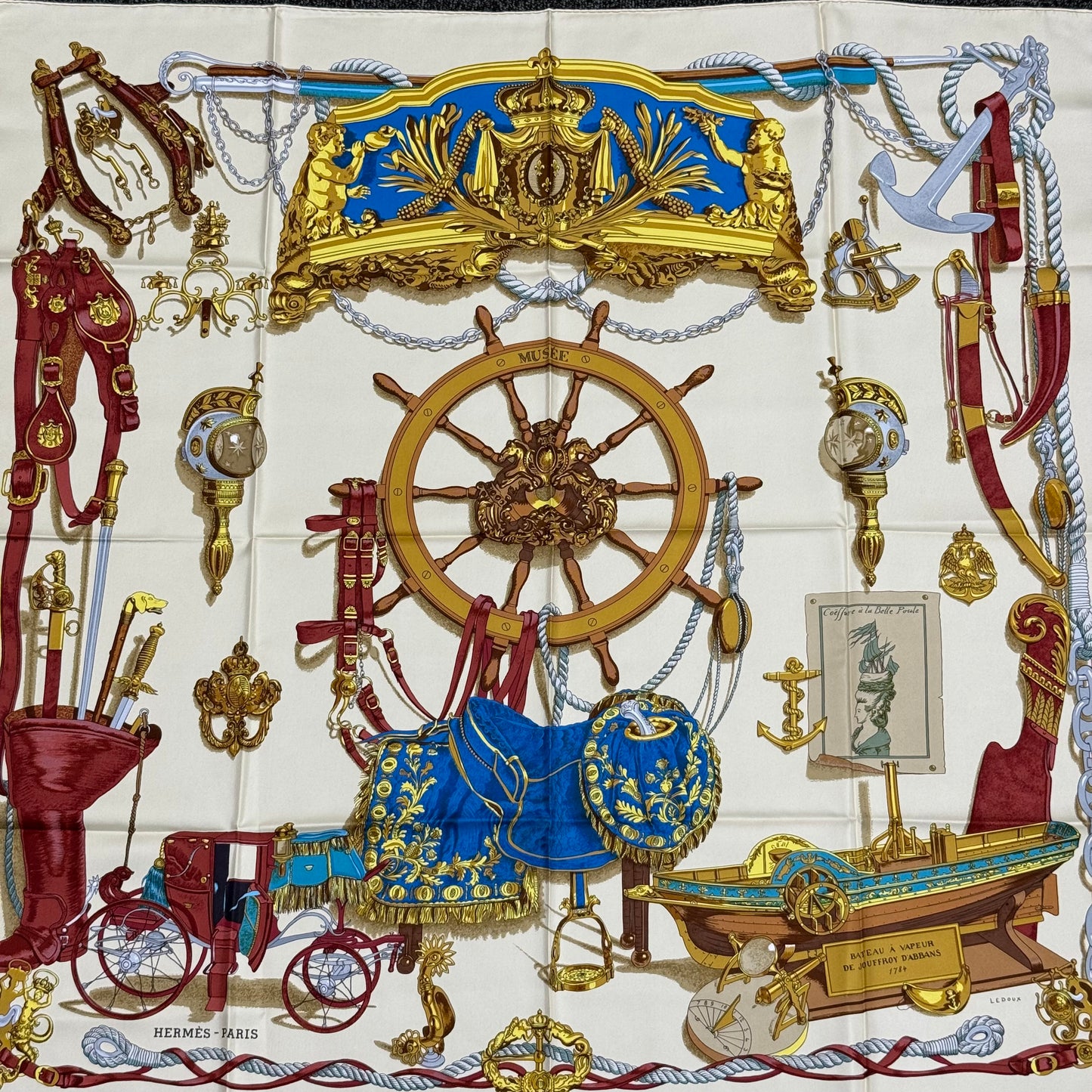 Hermès Carré « MUSÉE »